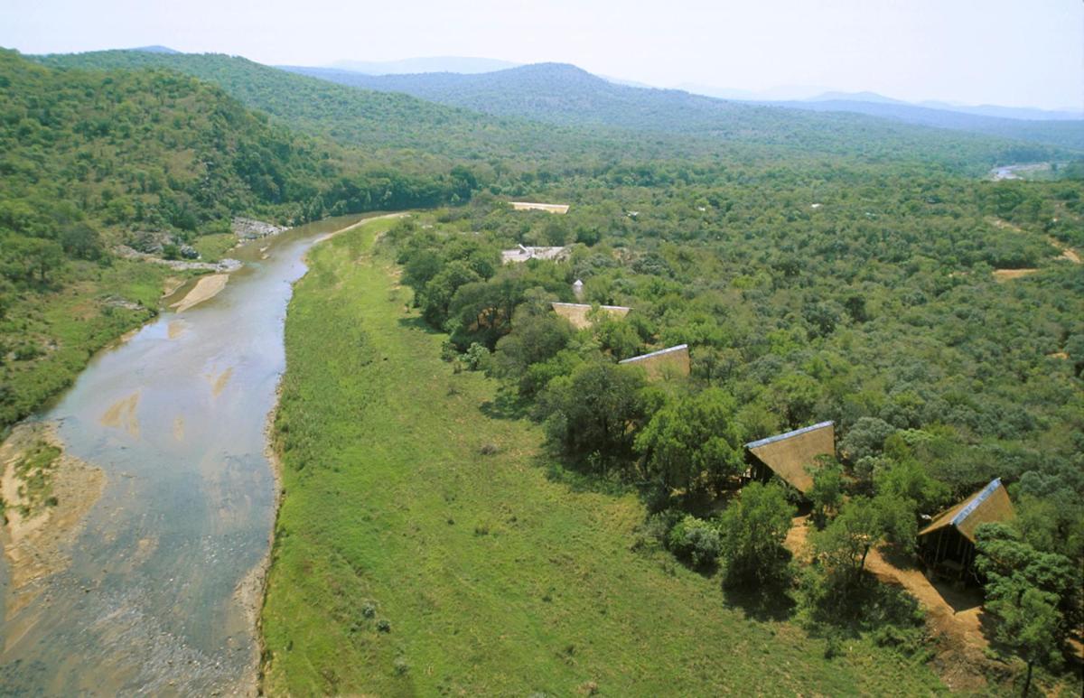 Amakhosi Safari Lodge & Spa Magudu Exterior photo