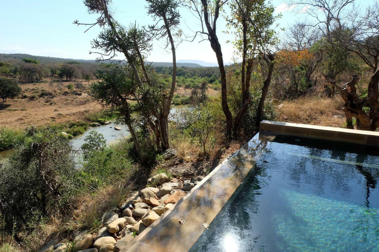 Amakhosi Safari Lodge & Spa Magudu Exterior photo